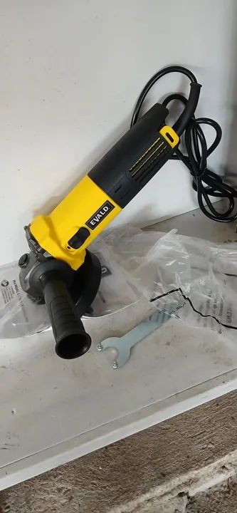 Esmerilhadeira  nova 4.1/2'' - Foto 3