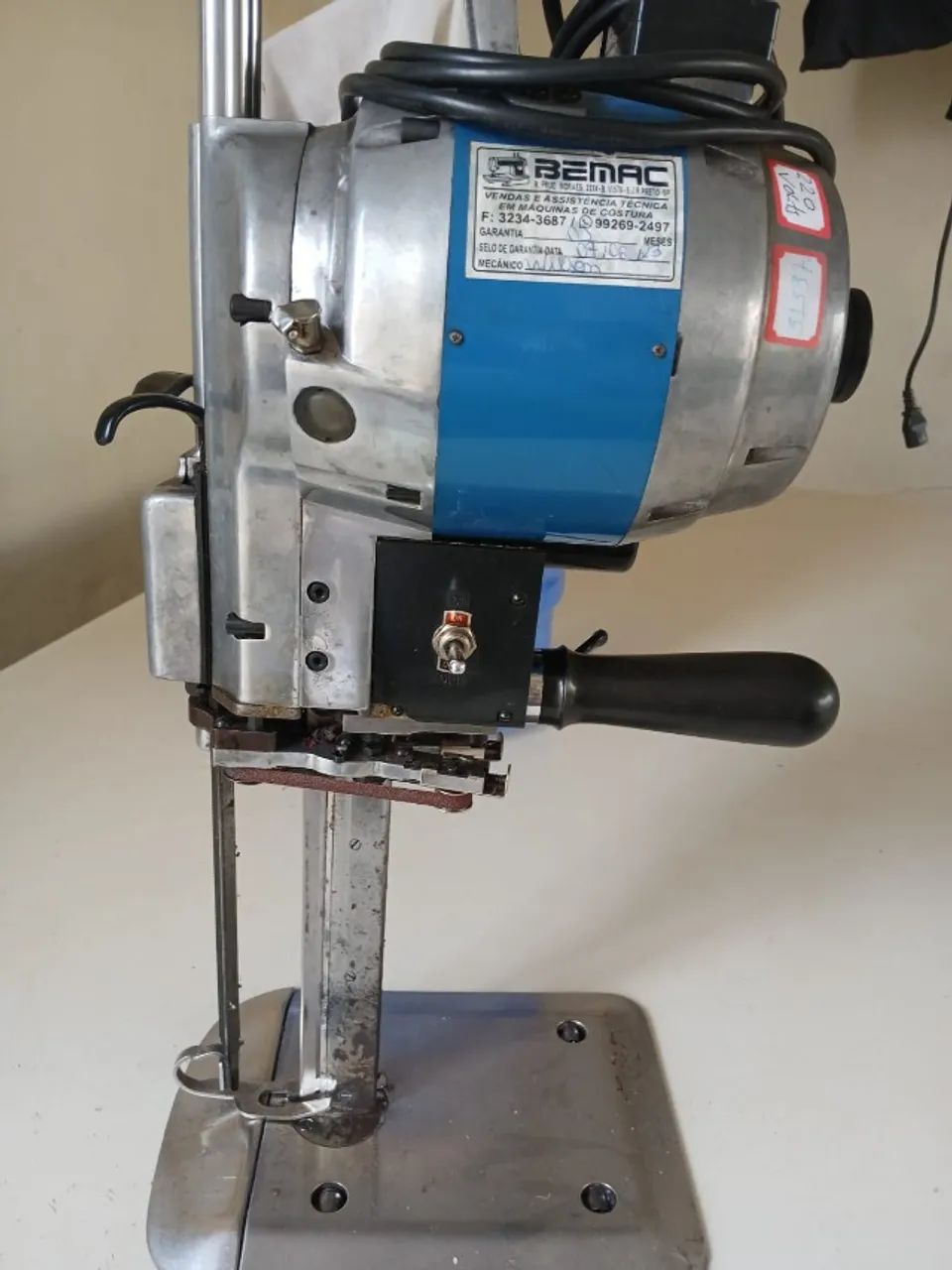 Máquina de Corte | Tecido Industrial 8 Polegadas