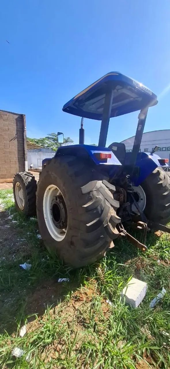 New Holland 7630
