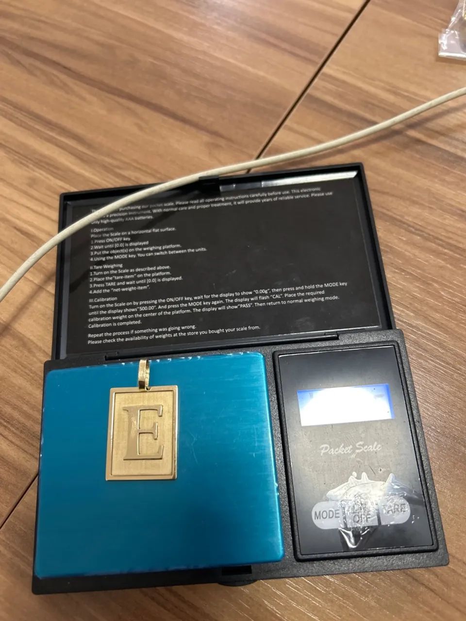 Pingente de Letra E feito em OURO 18K - Foto 3