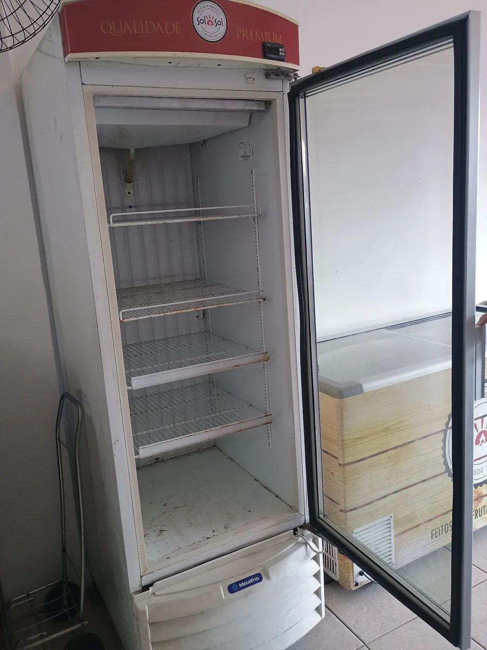 Freezer  Expositor para congelados e sorvetes - Foto 4