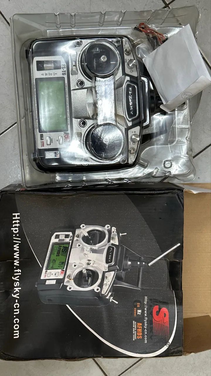 Rádio controle Flysky FS-T6 - Foto 2
