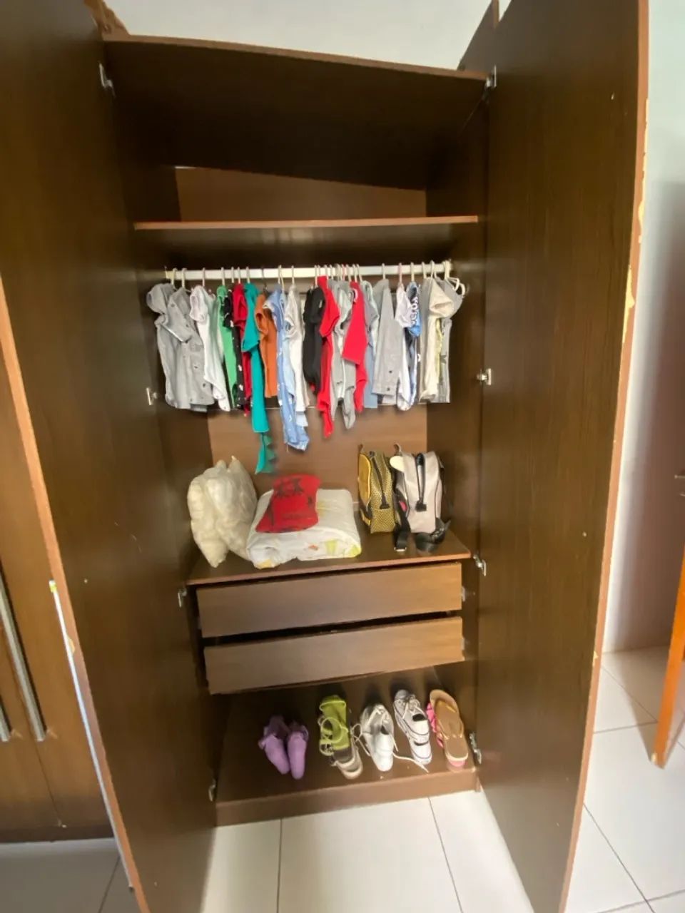 Guarda-roupa grande 6 portas - Foto 2