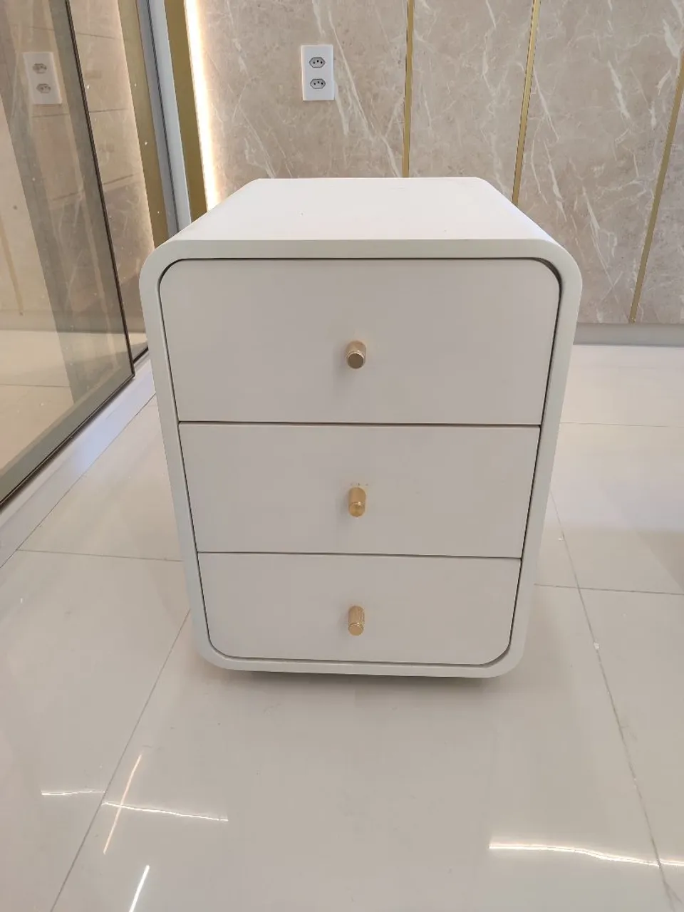 Gaveteiro Moderno 3 Gavetas - Design Elegante