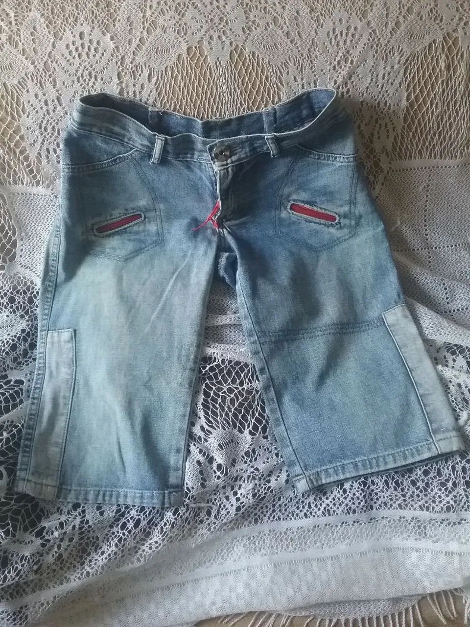 Bermudas Jeans com Detalhes