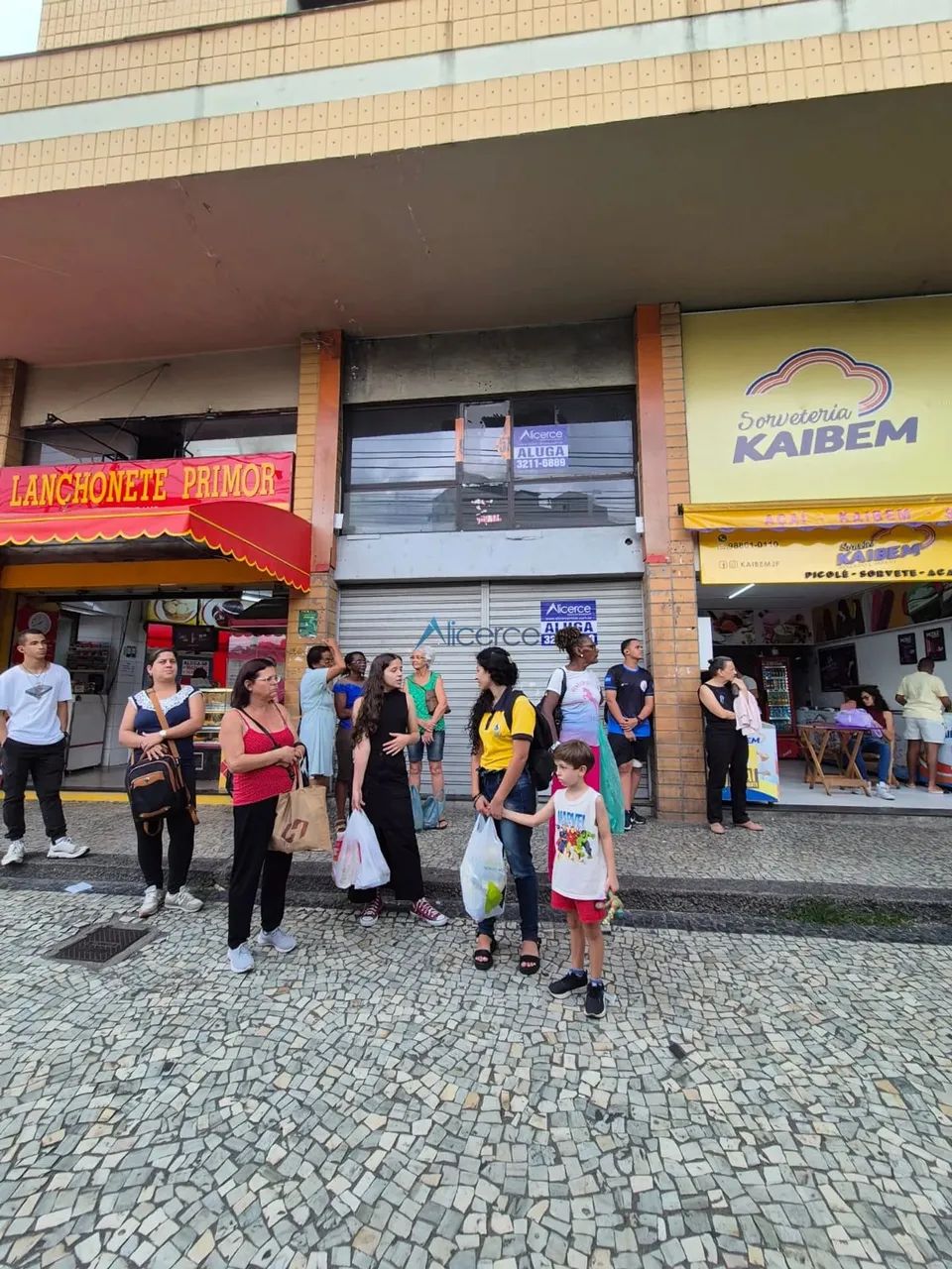 Loja com 65m² com sobreloja no Centro!!!