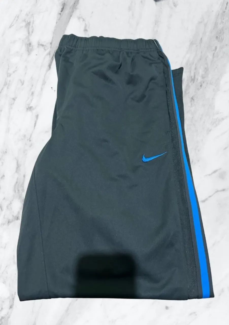 Calça Nike sport - Preta com Azul - Tamanho G - Foto 4