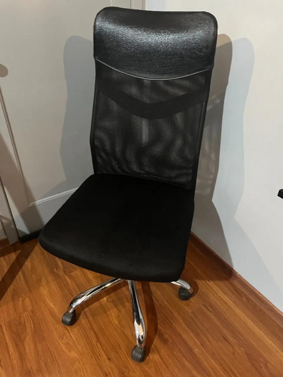 Poltrona Escritório Office | Excelente estado | à vista ou parcelo em 12x de R$29