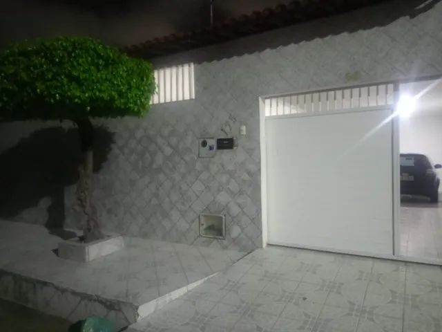 Foto - Pacatuba - Senador Carlos Jereissati