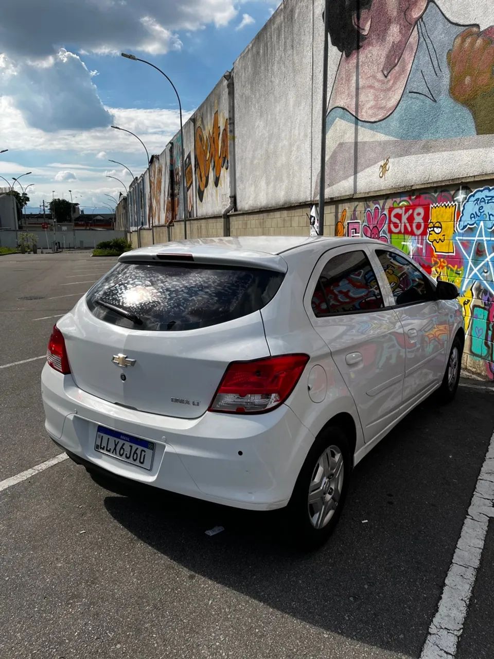 Vendo Chevrolet Onix 2014 1.0 LT / GNV - Foto 4