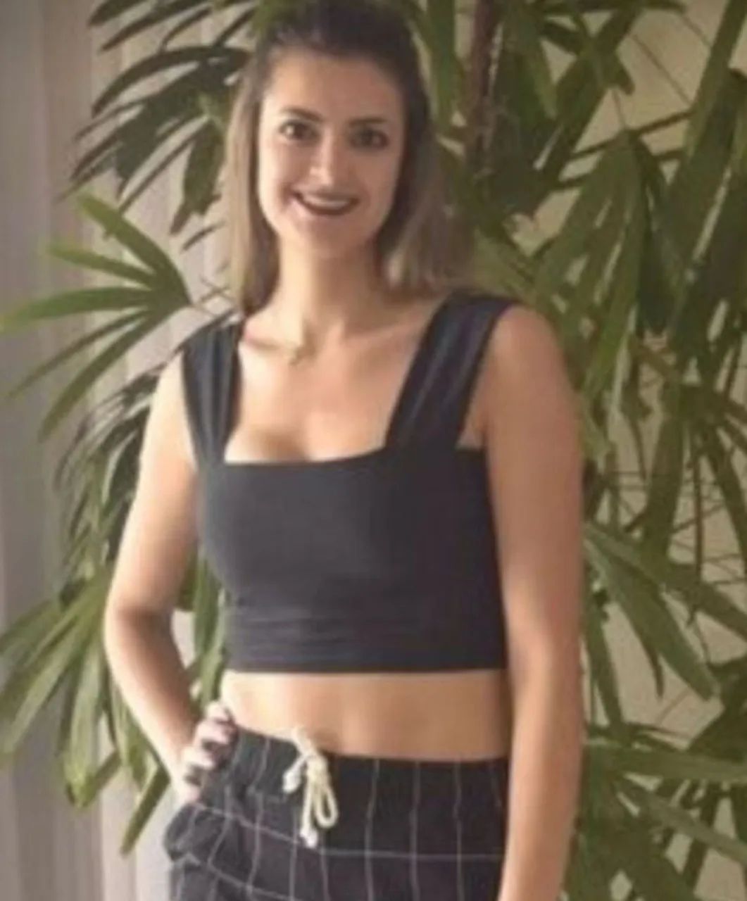 Cropped / Top preto, branco, azul e vermelho