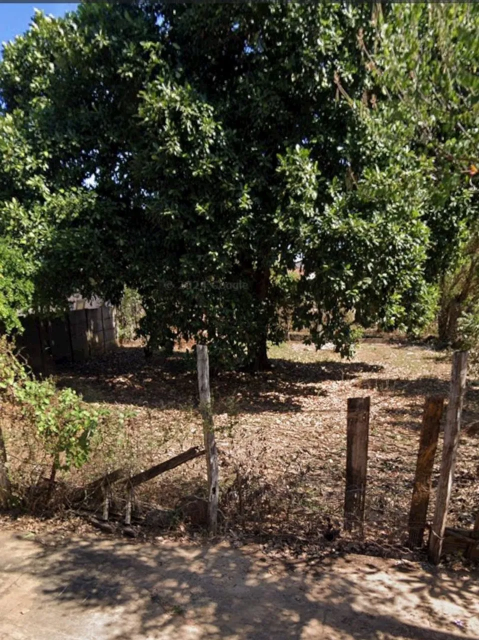Terreno no centro de Nossa Senhora do Livramento - MT