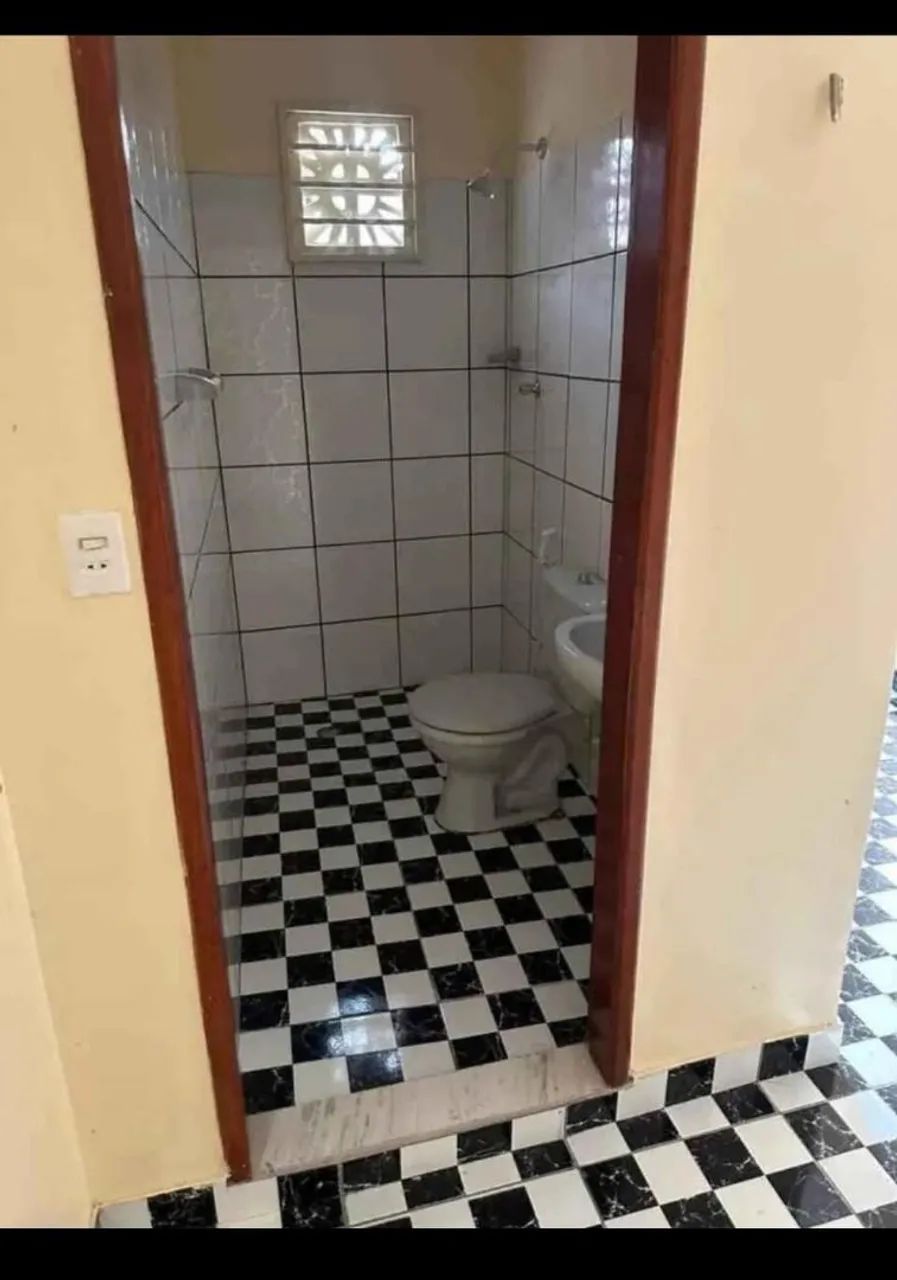 CASA A VENDA NO EDUCANDOS  - Foto 5