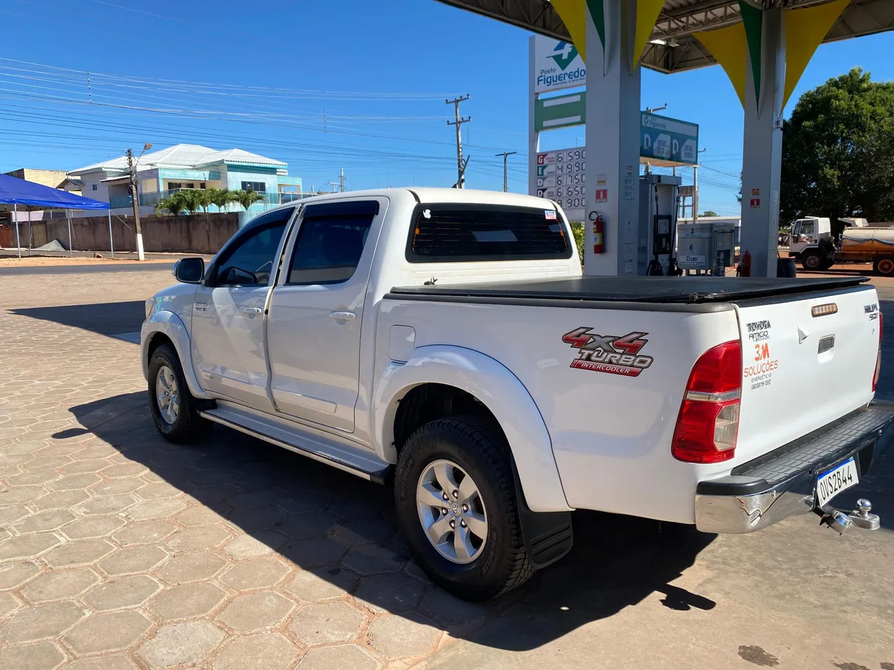 Hilux srv