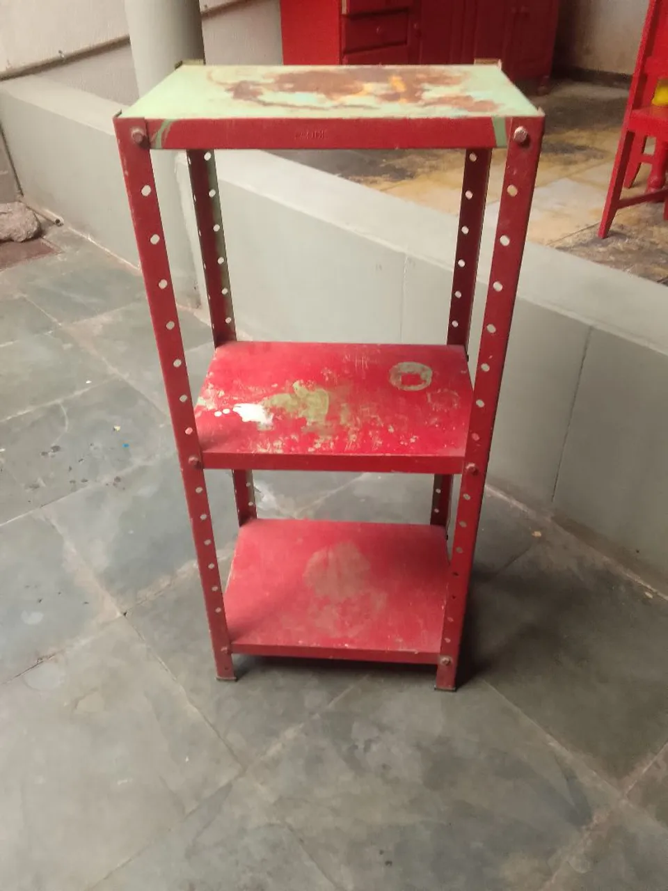 Estante de Metal Vermelha com 3 Prateleiras