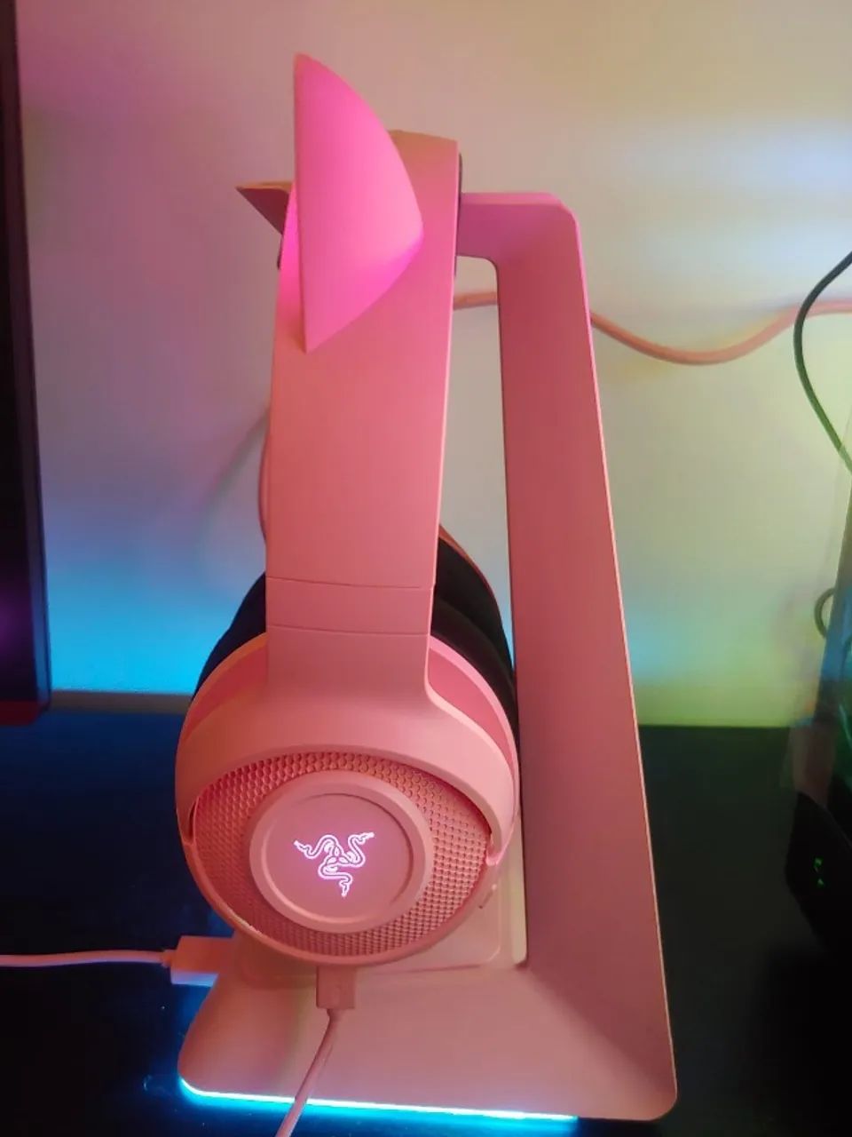 Kit Razer Headset Kraken Bt Kitty Edition + Suporte Razer Rosa - Foto 2