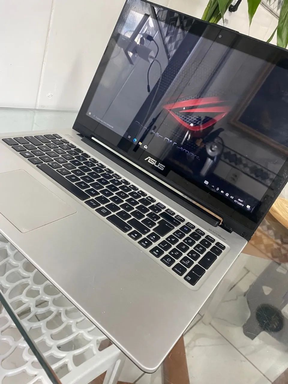 Notebook ASUS Core i7 Touch Screen63824101261955123