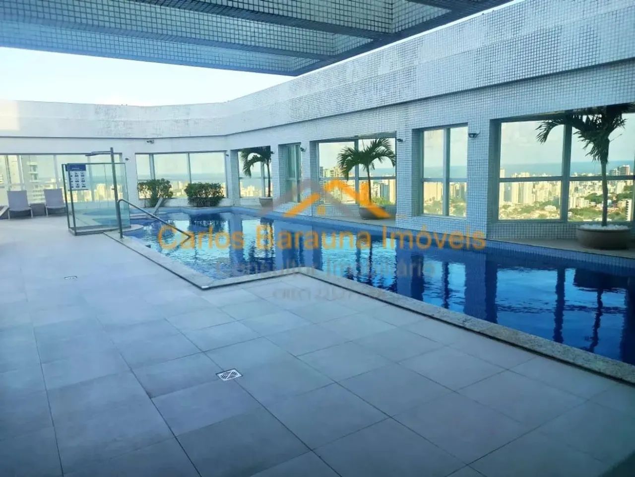 Apartamento no mundo plaza com banheira na varanda condominio
