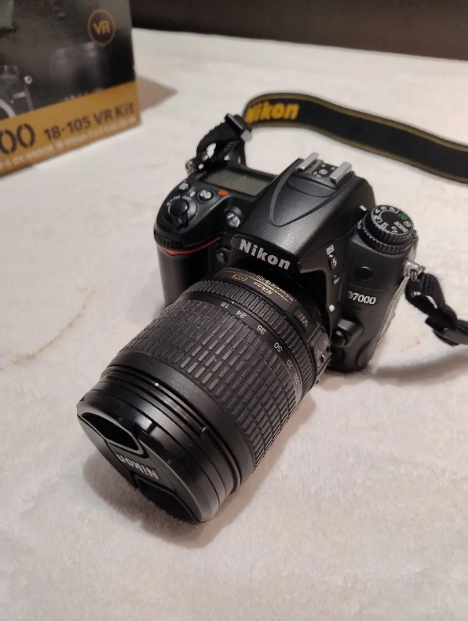 Câmera Nikon D7000 + Lente 18-105mm VR - Kit Completo