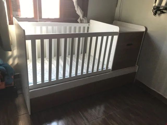 BERÇO QUE VIRA CAMA - Foto 3