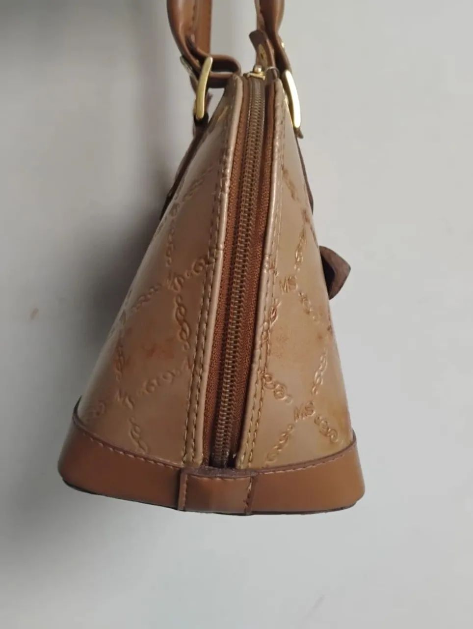 Bolsa de couro semi nova (Mônica Sanches) - Foto 2