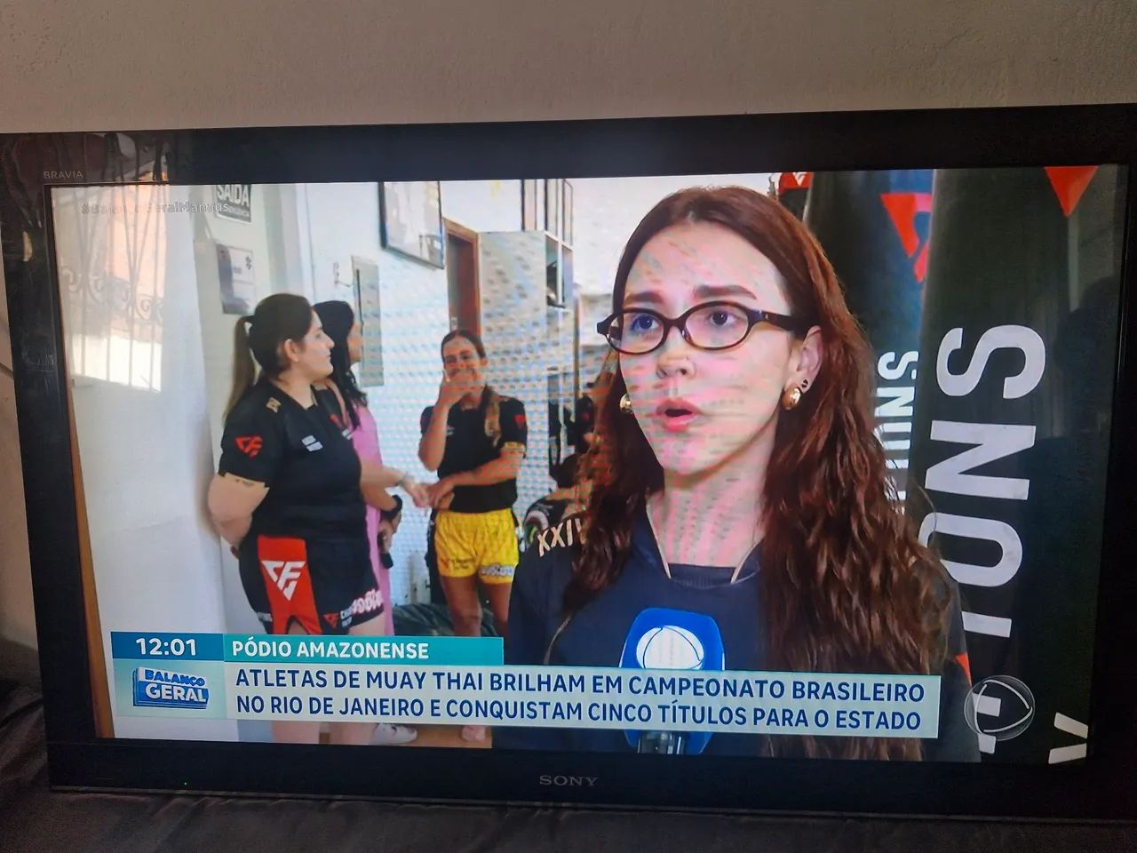 Vende-se TV Sony Bravia 40 polegadas