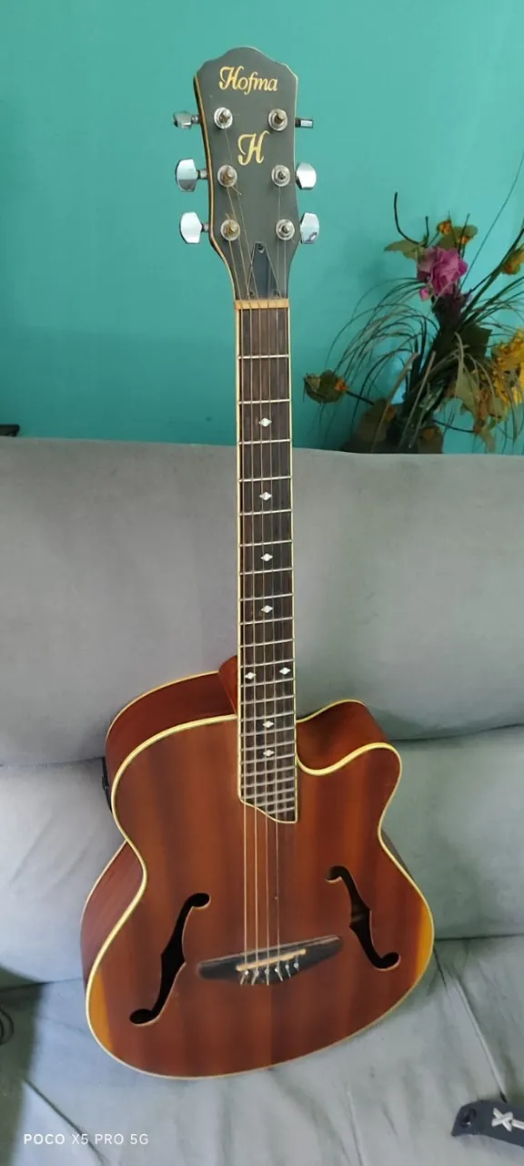 Violão Hofma, passo cartão até 18x
