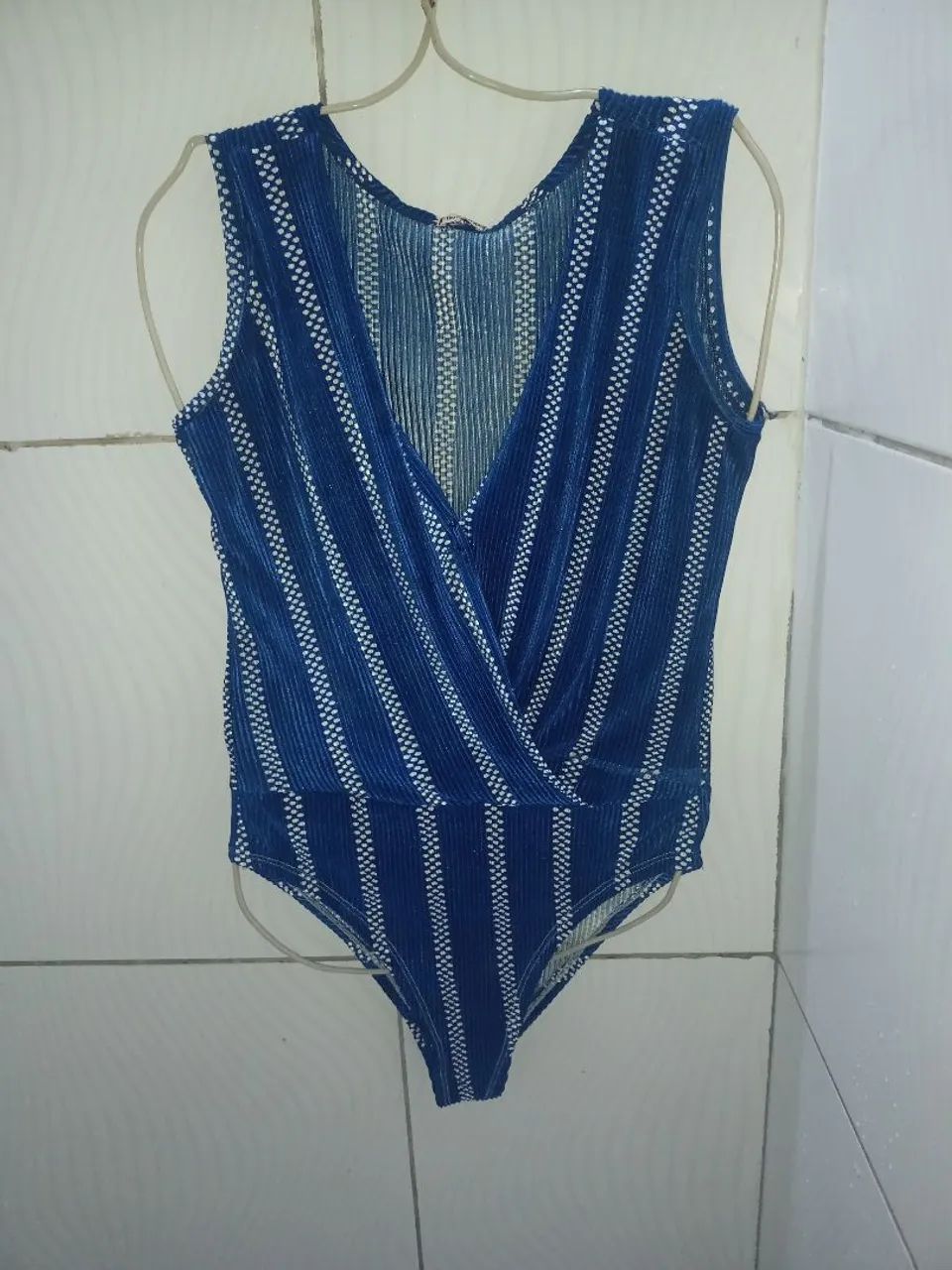 Body Listrado Azul e Branco Feminino M - Foto 5