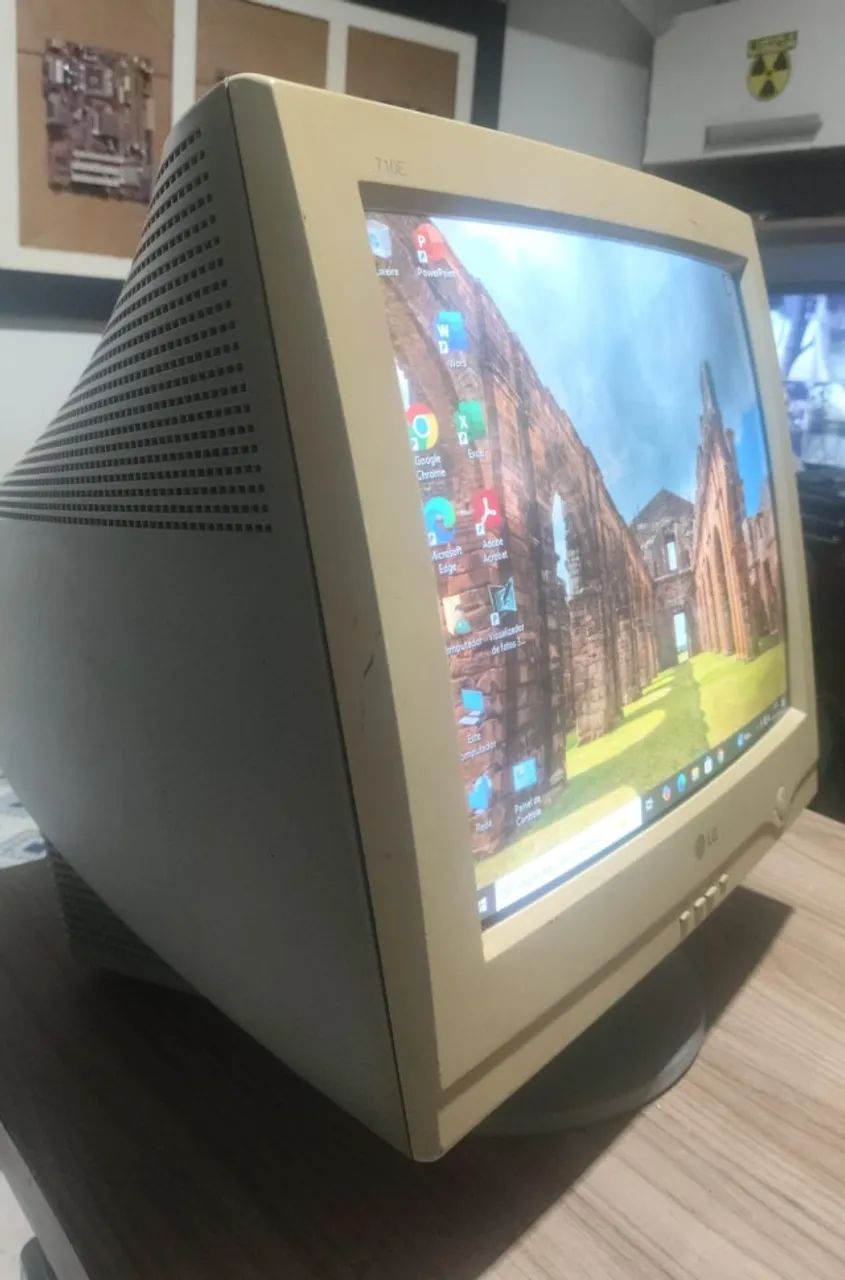Monitor Antigo de Tubo Lg 710e - Foto 3