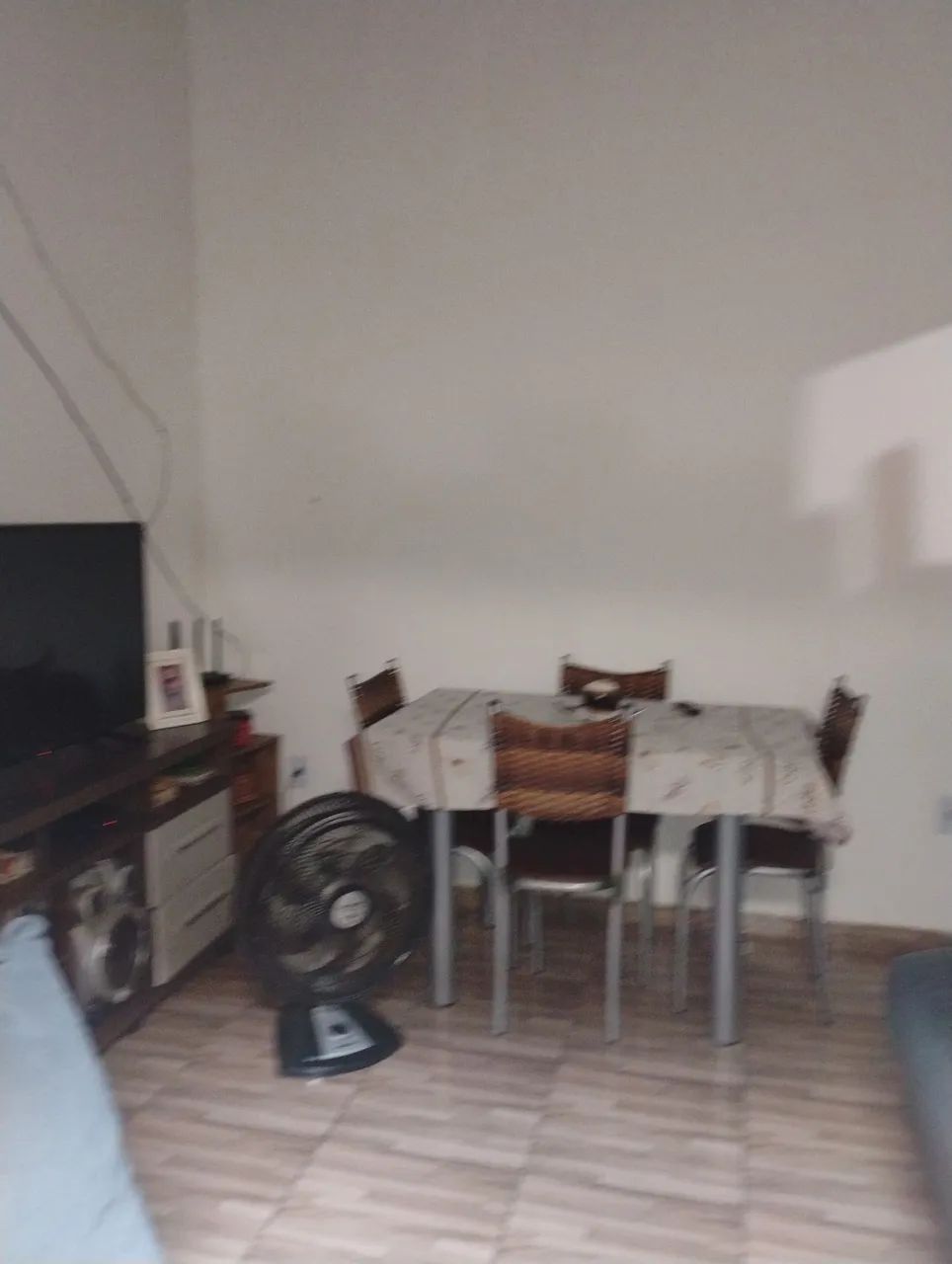 Vendo uma casa no conjunto João 23  - Foto 2