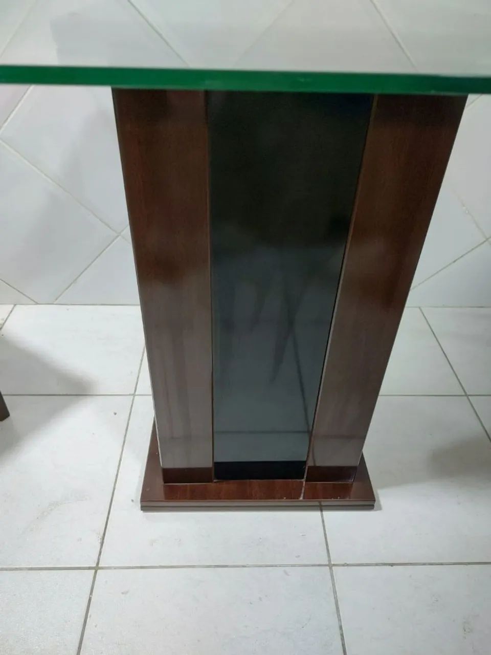 Mesa de vidro  com  cadeira  - Foto 5