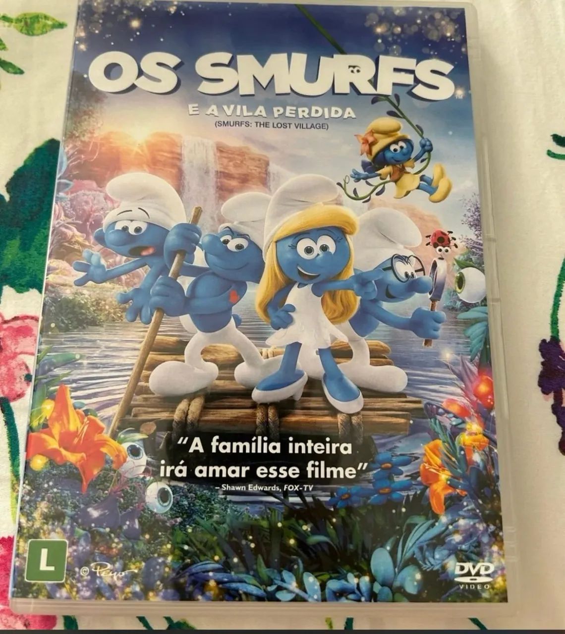 dvd os smurfes e a vila perdida, em ótimo estado. original.