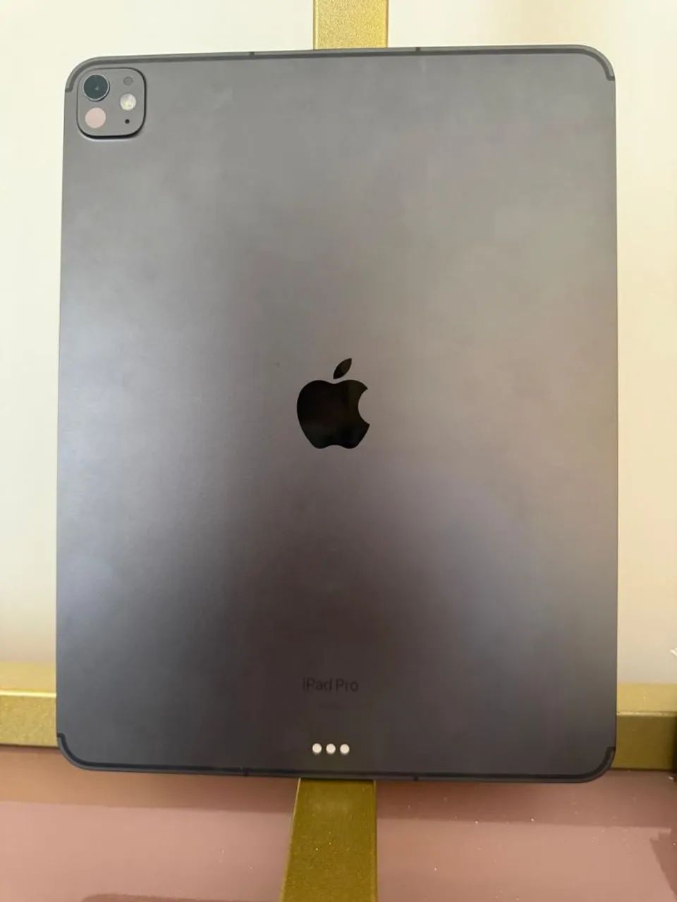 Ipad M4 Pro 13" 1T com Apple pencil, Magic Keyboard e carregador - Foto 3