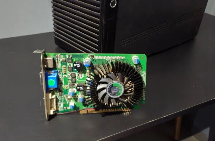 Computador de mesa desktop P5G41T-MX LX Core 2 Duo E7500 4GB