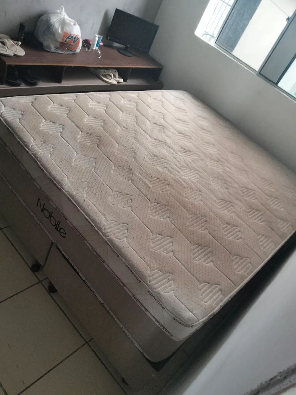 Cama box