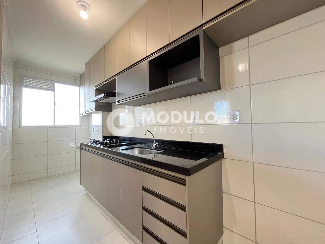 Apartamento ZONA SUL , 2 quartos, sacada, elevador - Foto 4