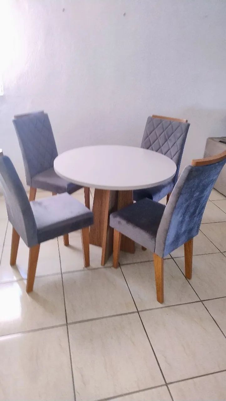 Rack com painel e mesa 4 cadeiras  - Foto 2