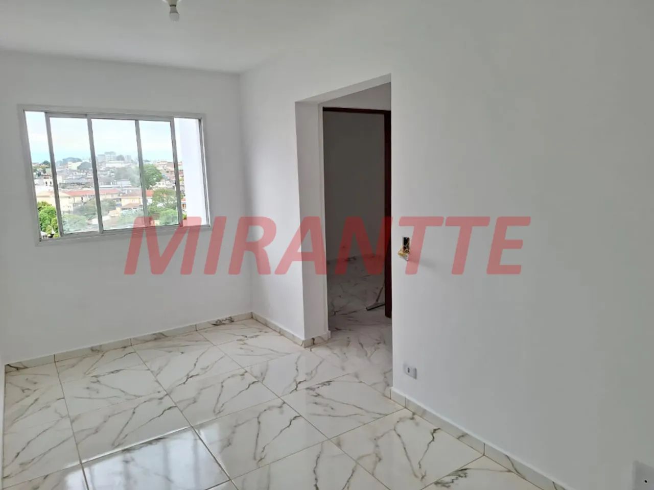 Apartamento de 50m² com 2 quartos em Limão