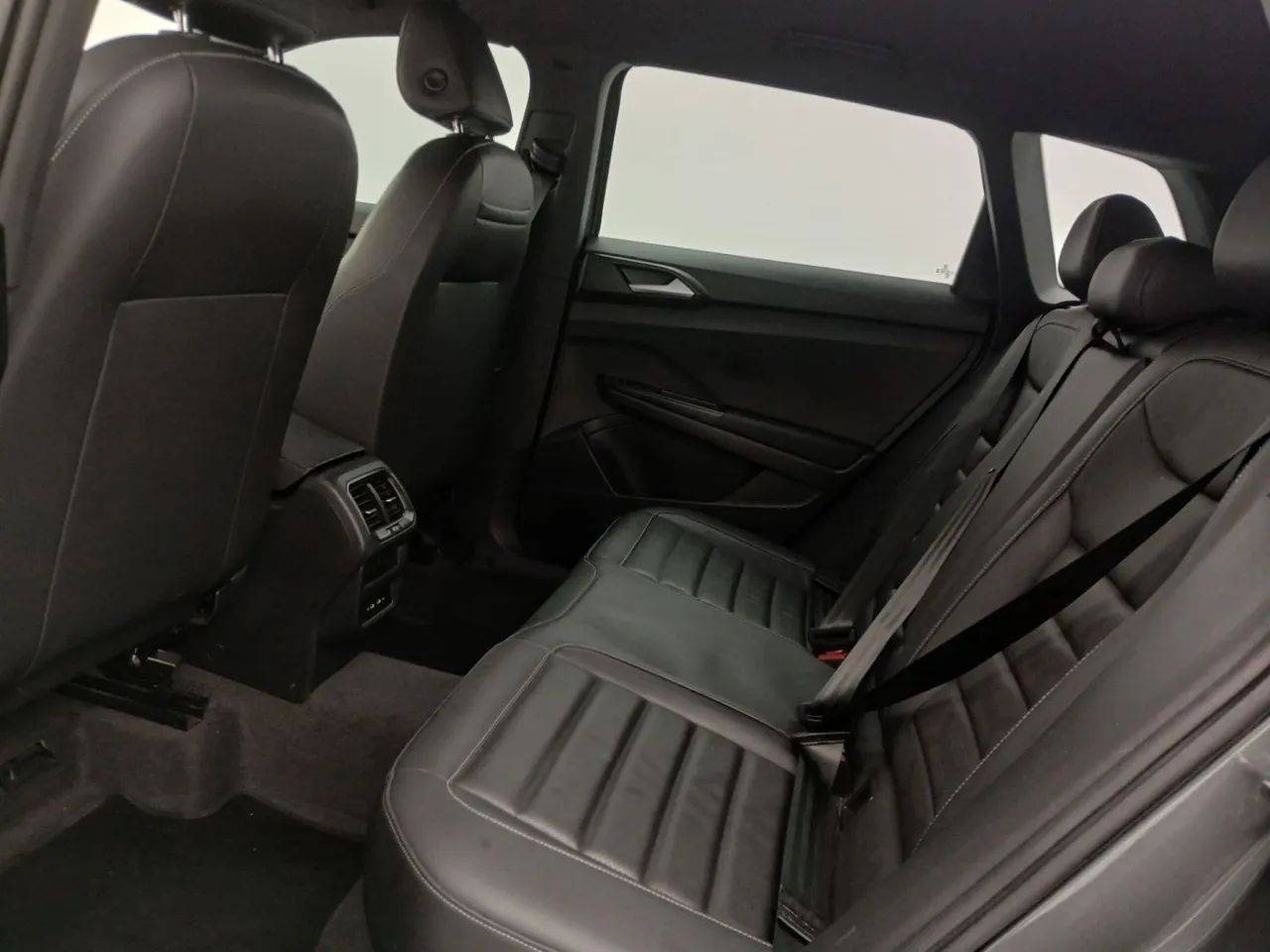Volkswagen Taos Highline 1.4 250 TSI Flex Aut., foto 17 de 18