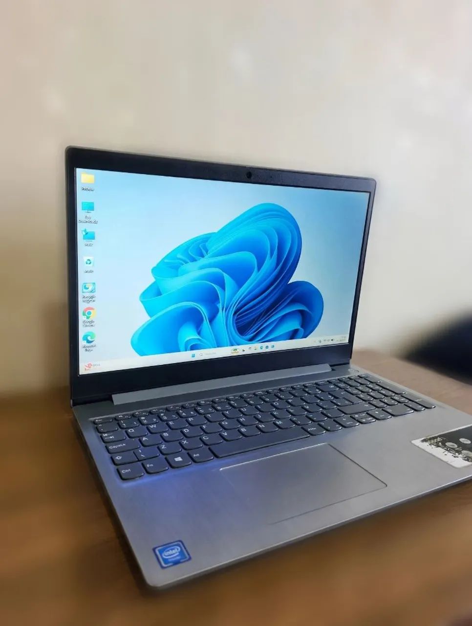 NOTEBOOK LENOVO IDEAPAD i3 - Foto 2