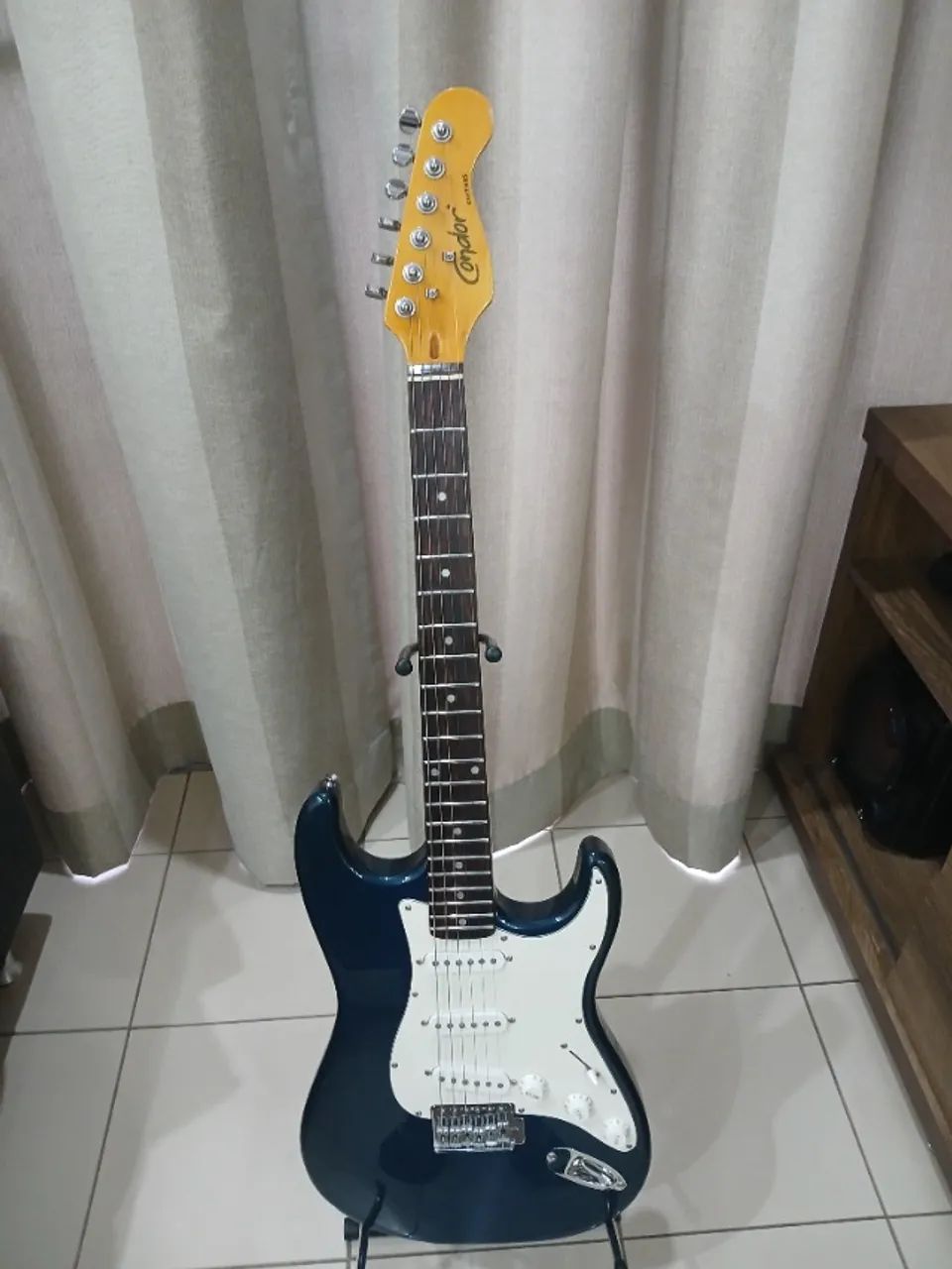 REGULAGEM SIMPLES DE GUITARRA/BAIXO E VIOLÃO