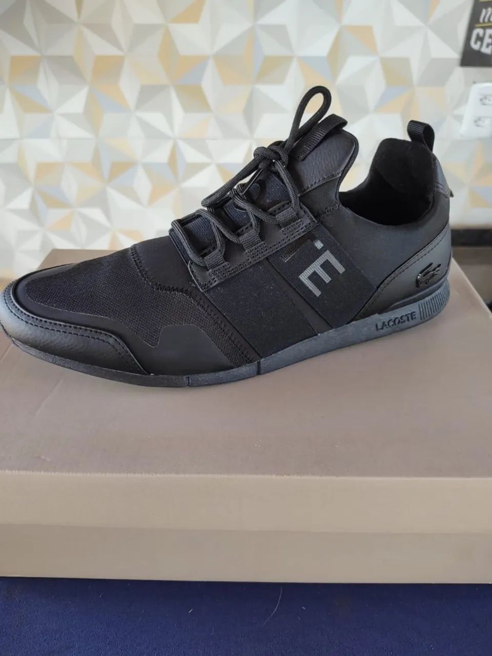 Lacoste Menerva Elite