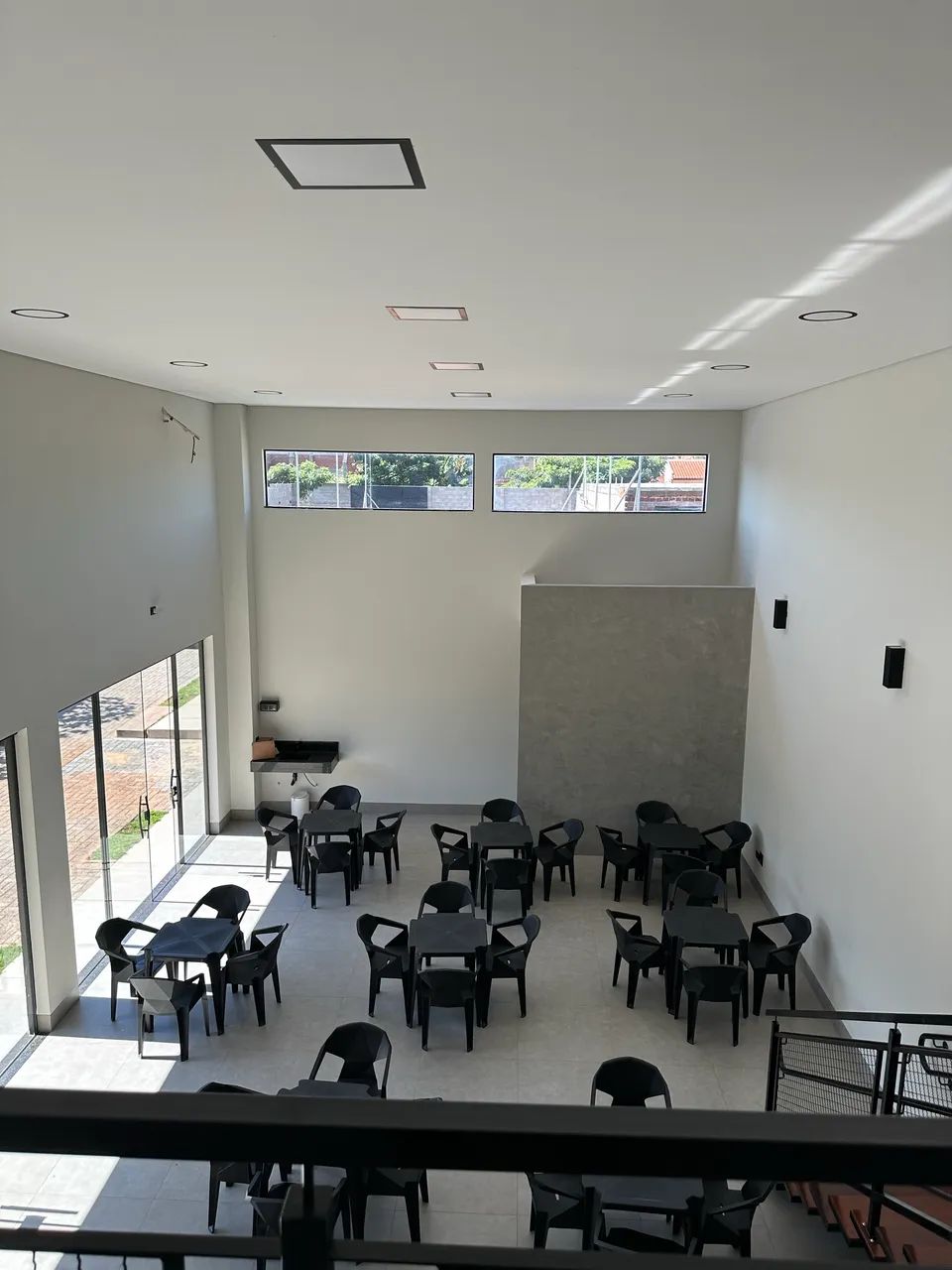 Vendo área de lazer com salão, 2 quartos, piscina e quadra de areia - Foto 5