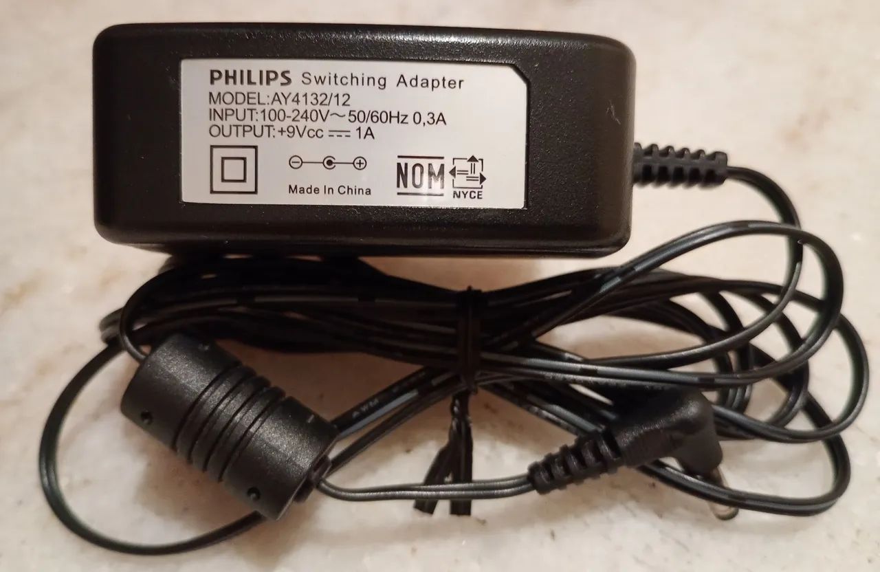 Fonte original Philips Switching Adapter model: Ay4132/12.