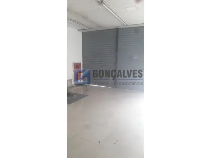 Prédio Comercial à Venda em Rudge Ramos, SBC  1.065 m² Interna, 6 Vagas