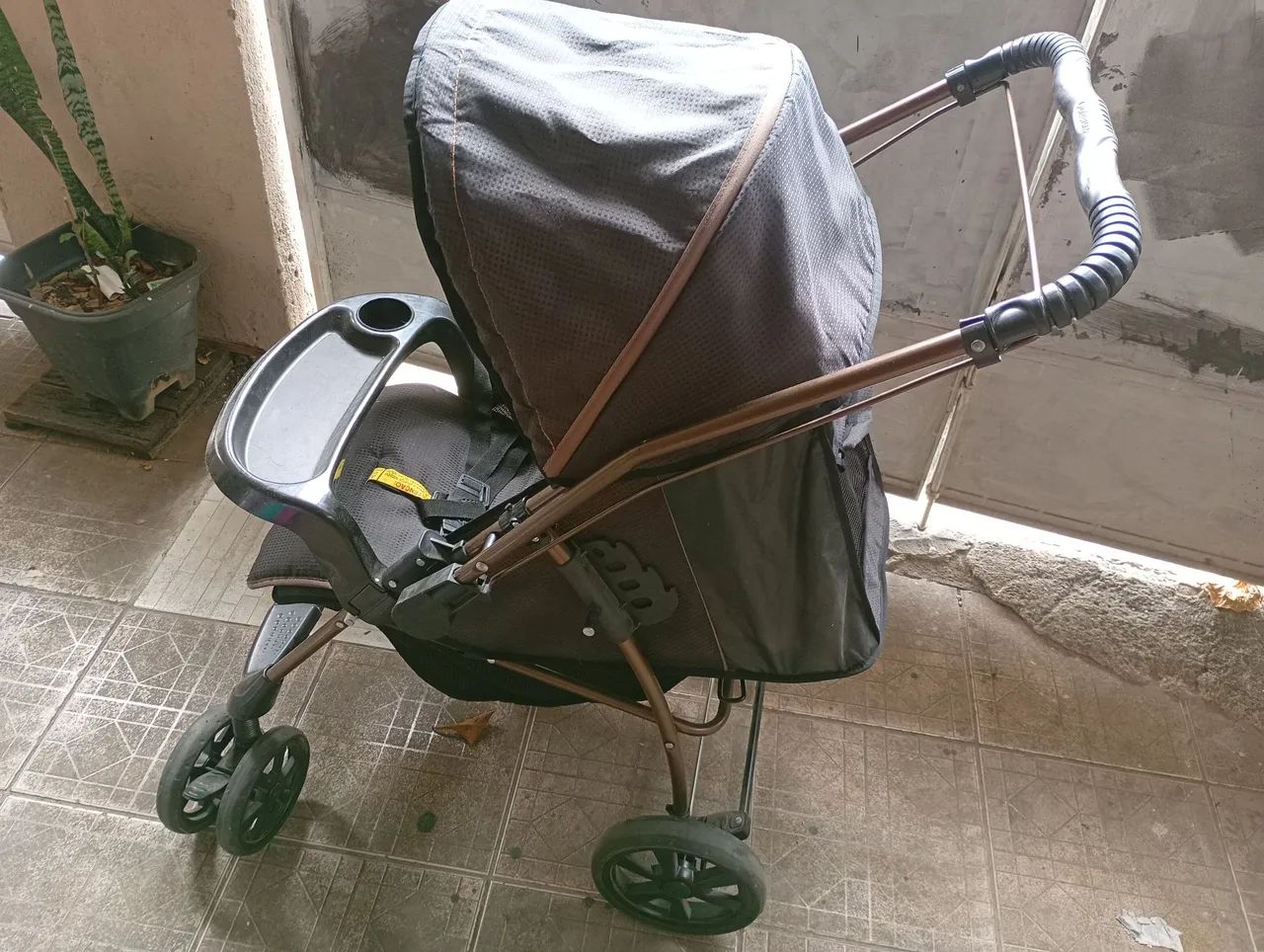 Carrinho de Bebê Galzerano reversível  - Foto 3