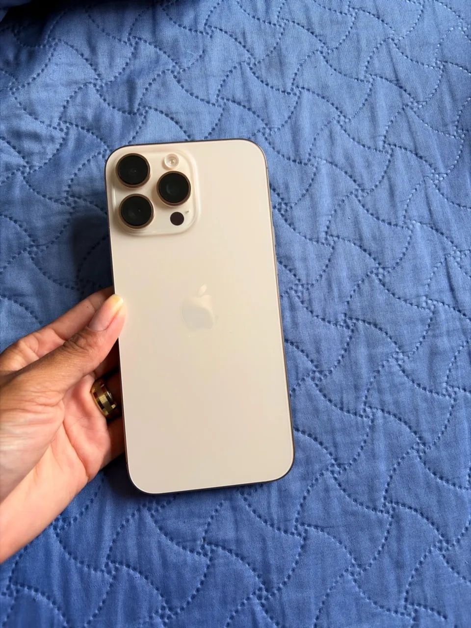 Celula iPhone 16 pro Max 256g 