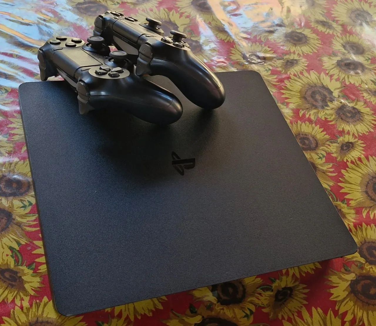 Playstation 4 Slim - Foto 4