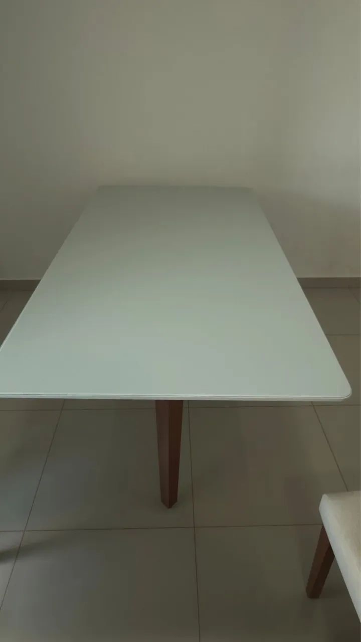 Mesa de 6 lugares madeira com tampo de vidro  - Foto 5