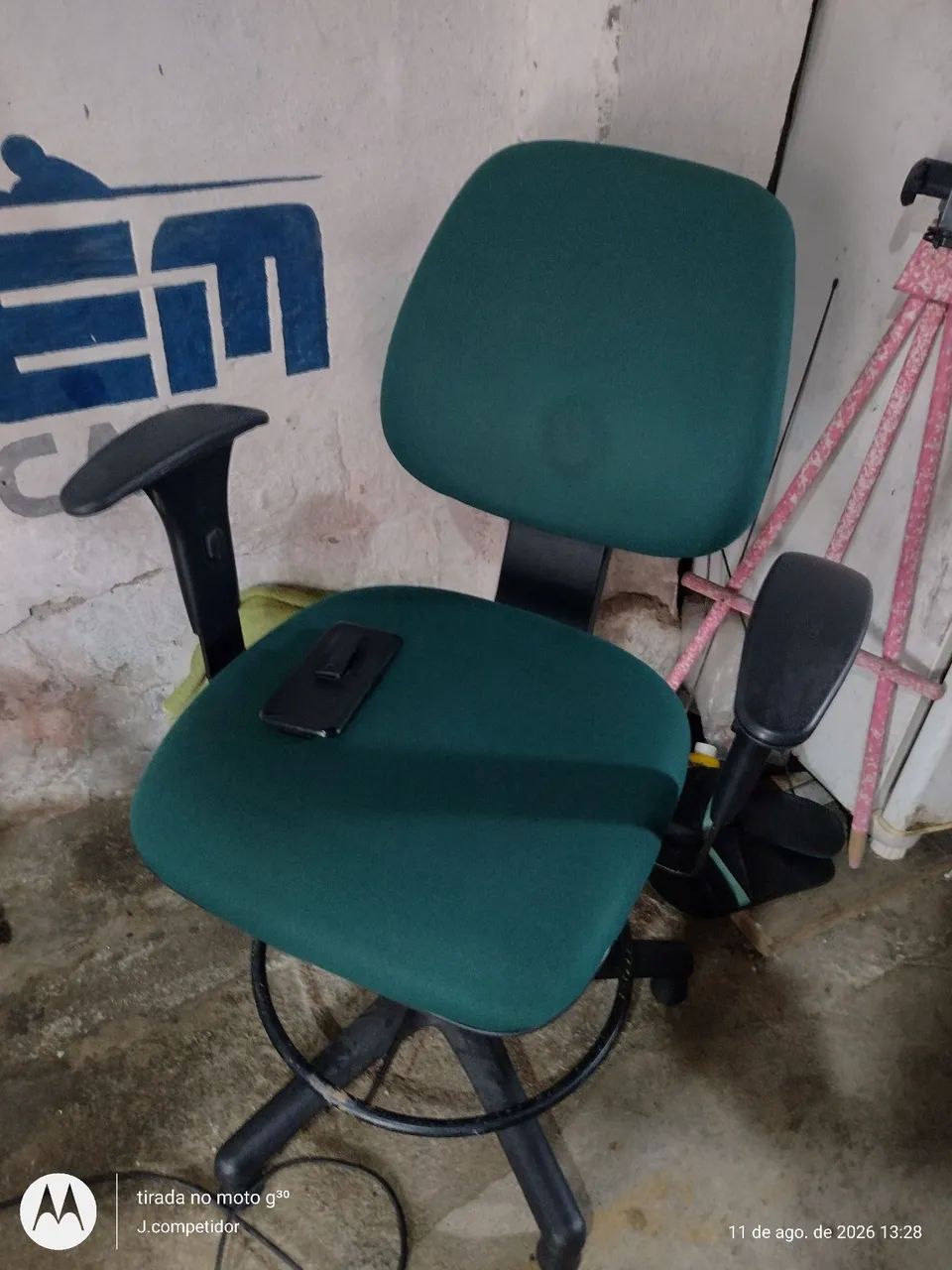 Cadeira de escritório. É 2 